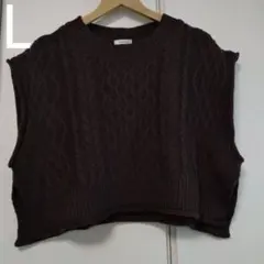 しまむら Rafnaf ケーブルニットベスト