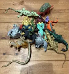 ディアゴスティーニ　ストレッチーズ　アニマルアンドコ　動物フィギュア