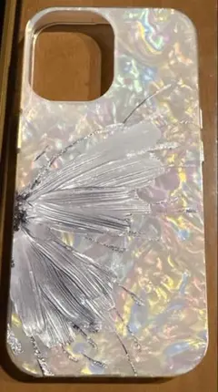 iPhone16蝶デザインケース