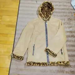 フード付きベージュジャケット Used