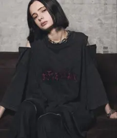 别闹BIZZCUT X MISTYWOODS/T-shirt - メルカリ