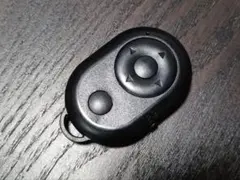 ✨ スマホのシャッター機能だけじゃない　画面切替えやスクロールまで出来るリモコン