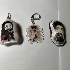 鬼滅の刃 アクリルキーホルダー＆ぬいぐるみバッジセット