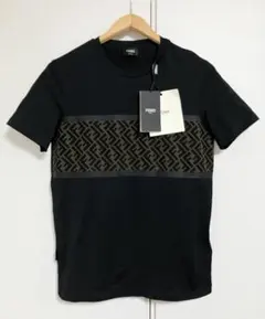 【タグ付き新品未使用品】FENDIフェンディのズッカ柄切替Tシャツ　黒　Sサイズ