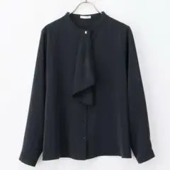 レディースブラウス　ネイビーのサムネイル