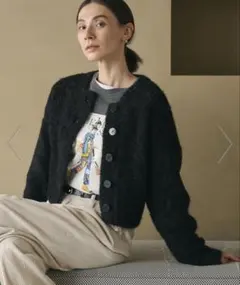 BEAUTY&YOUTH ウールブレンド ブークレ クルーネックカーディガン