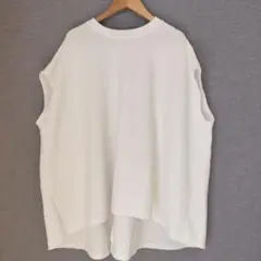 ホワイト エンボス　Tシャツ ポリエステル100%　フレンチ