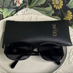 2026年最新】CELINE サングラス ケースの人気アイテム - メルカリ