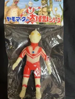 ヤモマーク ウルトラマンゾフィー ソフビ 蓄光 ヤモマーク ブラックピジョン 蓄光 Yamomark GID ソフビ SOFVI