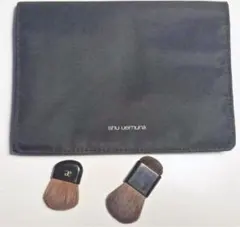 shu uemura ポーチとブラシセット