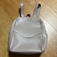 レガートラルゴ　ベージュ リュック