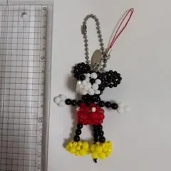ミッキーマウス ビーズ　キーホルダー　ストラップ