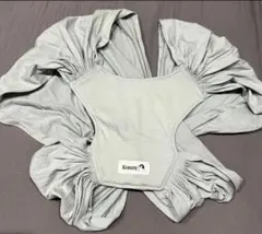 【未使用に近い】コニー抱っこ紐　S