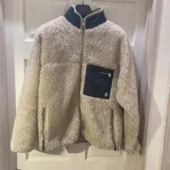 ベージュ フリースジャケット