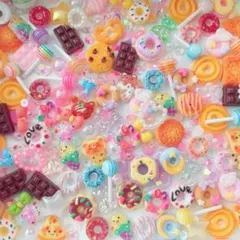 ネイルパーツまとめ売り　50個以上　ドーナツ　スイーツ　キャンディ
