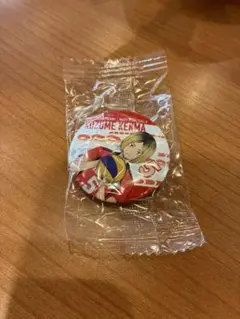 ハイキュー　くら寿司 びっくらポン 缶バッジ 孤爪研磨