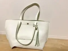 Item thumbnail for item ad533b4d-4ae8-4a8a-be63-d7d9d974bb41