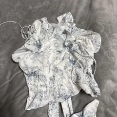 ノースリーブブラウス トワルドジョイ柄　NICE crap