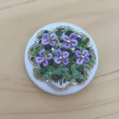 ハンドメイド刺繍ブローチ 8252のサムネイル