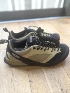 KEEN 23cm新品Jasperスエード メッシュ スニーカー - メルカリ