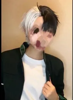 Item thumbnail for item dd50f1dc-cd50-46a2-9386-4c5f38b6087a