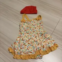 花柄ワンピース水着と赤い帽子セット　110