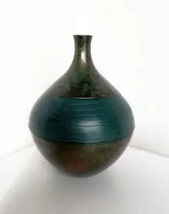 特殊合金製花瓶 緑と赤のグラデーション