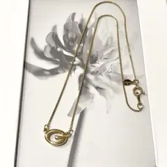 GIVENCHY ヴィンテージ Gロゴ ネックレス ゴールドのサムネイル