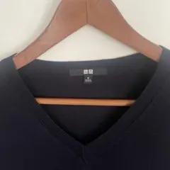 ユニクロ　コットンカシミアＶネックセーター　Mサイズ　紺　ネイビー