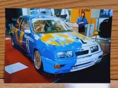 フォード・シエラRSコスワースのグループAレースカー 生写真
