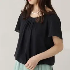 【美品】UNTITLED アンタイトル　フレアスリーブ半袖ブラウス　ブラック