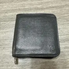 ルイヴィトン タイガ 二つ折り財布　メンズのサムネイル