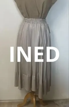 新品タグ付きINED イレギュラーヘムプリーツスカート
