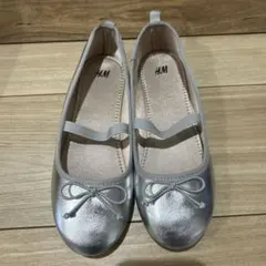 H&M シルバー バレエシューズ