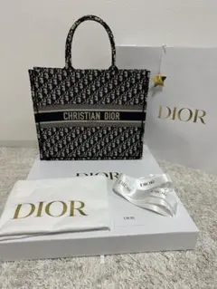 Dior Book Tote バッグ ラージ