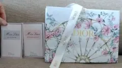 Dior ショッパー & 香水サンプル付き