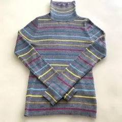 ボーダー柄タートルネックニットトップス