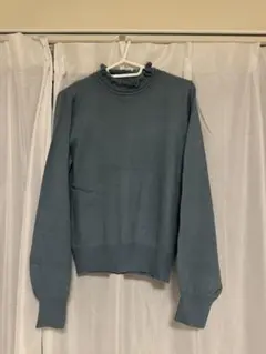 フリル付き長袖ニットセーター 青 earth music&ecology