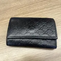 Gucci ブラック レザー GGパターン キーケース　グッチ