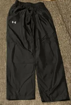 Under Armour ブラック 長ズボン 140のサムネイル