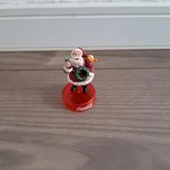 コカコーラ サンタクロース ボトルキャップ フィギュアのサムネイル