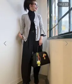 ペプラムカーディガン