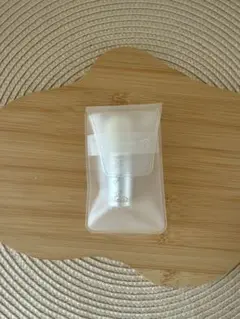 【未使用】　ジルスチュアート　チークブラシ　ケース付き