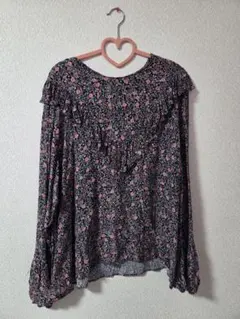 r*i様 PUNYUS　サイズ3　花柄ブラウス