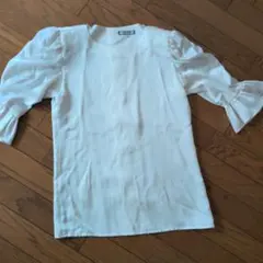 可愛いブラウス