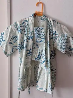 キッズ用青と白模様甚平