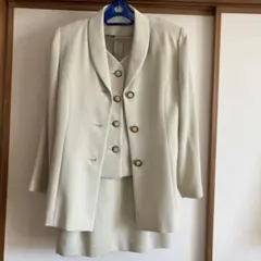 レディーススーツ3点セット 11号