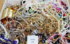 [89] 現状品 アクセサリー 大量3kgセット Nd18-2-260403E2