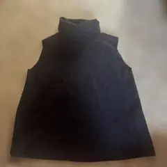 ZAP 黒 ノースリーブニット