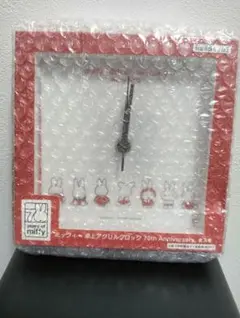 ★新品未開封★ミッフィー 卓上アクリルクロック 70th Anniversary